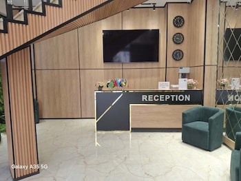 khatai royal hotel