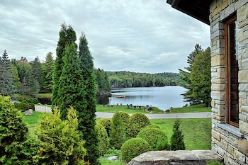 Hotel Lac Carling,,3 star
