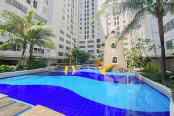 Simple Look Studio At Apartment Bassura City Near Mall,,2 star
