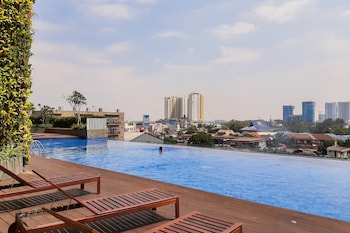 simple look studio apartment at springwood residence tangerang