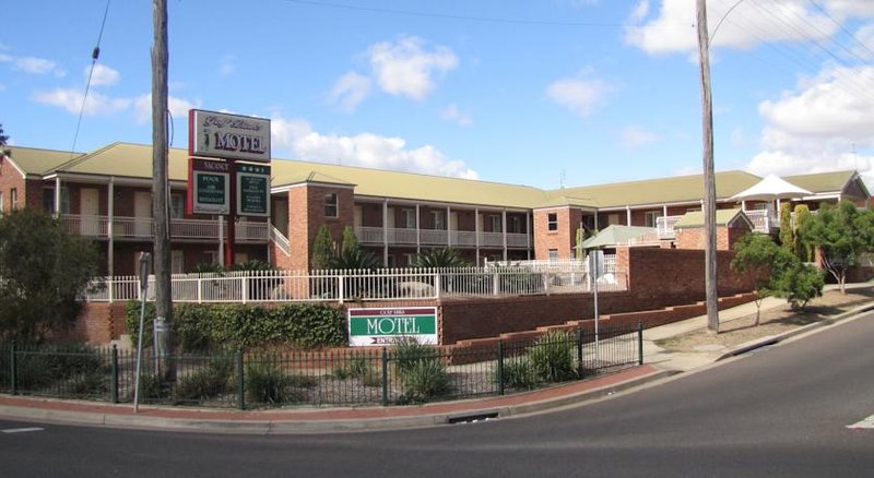 Golf Links Motel,New South Wales>>Gunnedah,4 star