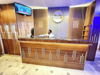 Luxxe Suites By Almond,,4 star