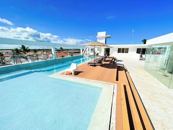 mini studios beach