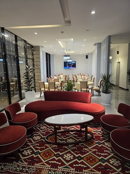 au thopia hotel