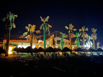 grand cennet beach hotel