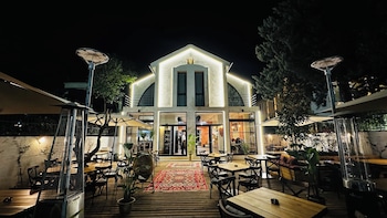 villa garden boutique hotel tirana
