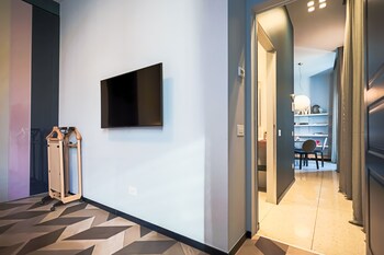 sky suite