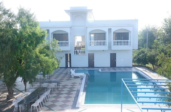 Skyye Nature Resort,,4 star