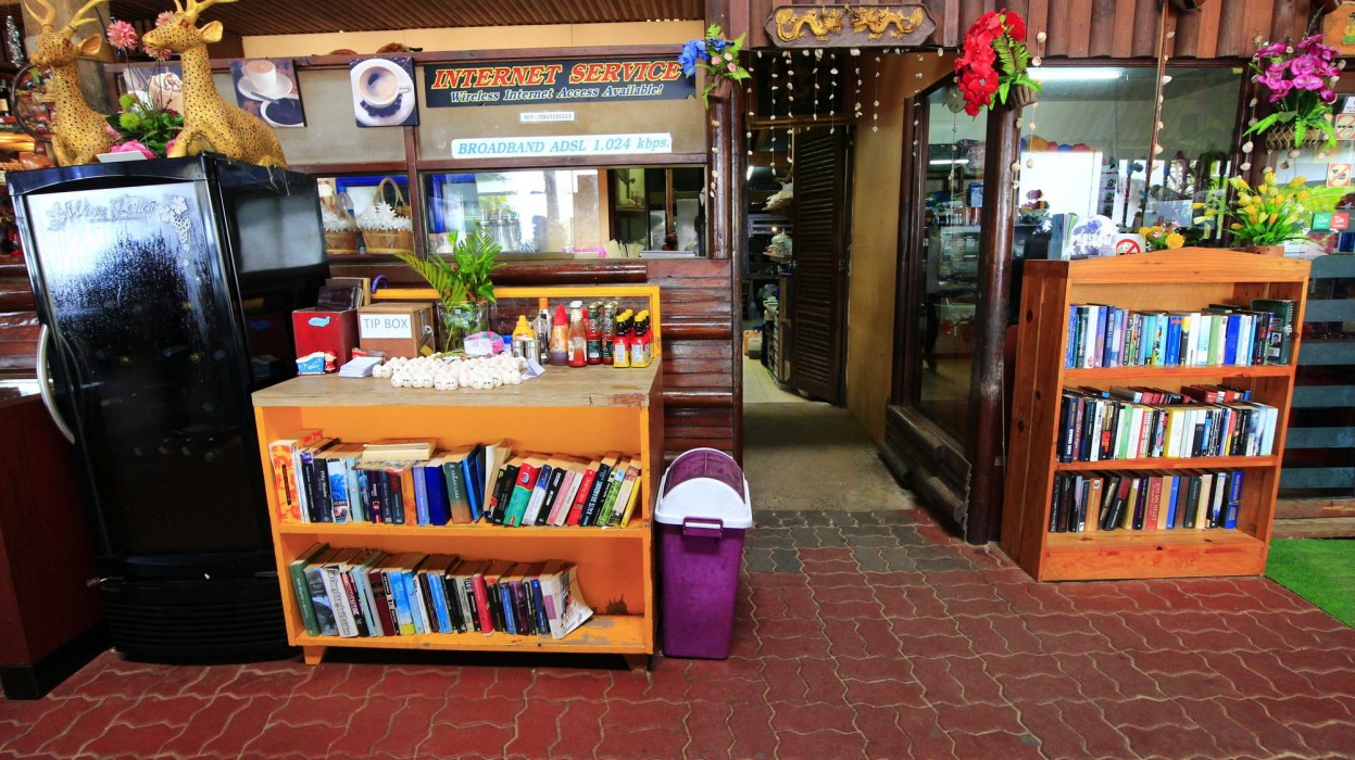 White Sand Beach Resort,Laem Ngop>>Ko Chang,2 star