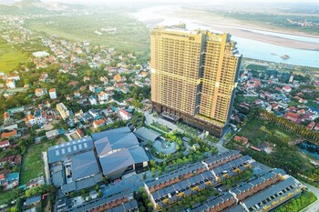 Lynntimes Thanh Thuy Wellness Hotel & Resort,,4 star