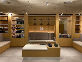 Harvey Chartres — Residence Lifestyle 4★, Restaurant, Bien-Etre, Sport & Deconnexion,,0 star