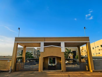 jun yue no 9 hotel