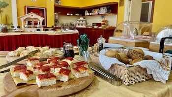 Hotel Zanella,,3 star