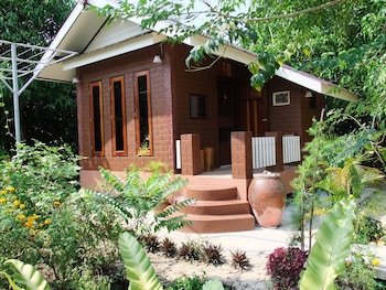 bansuan banjong akkson