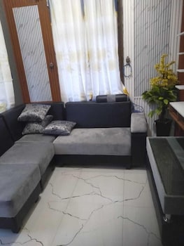 Manggala Homestay Bromo,,2 star