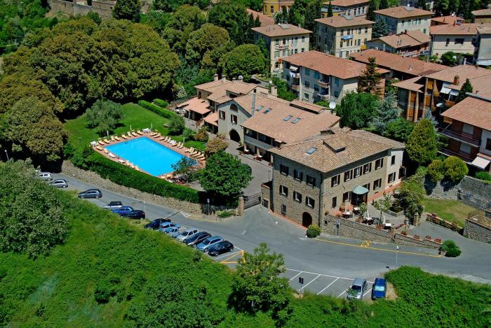Villa Nencini,Pisa>>Cortona,3 star