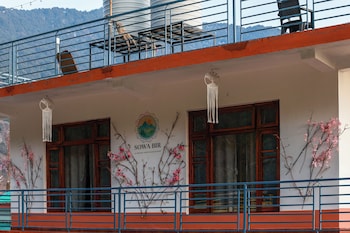 Sowa Stays Bir,,1 star
