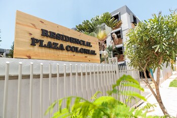 plaza colonial residence by yellowkey