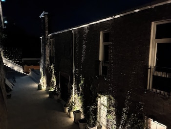pax and opis luxury villa