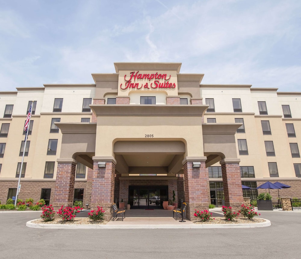 hampton inn and suites pittsburgh harmarville