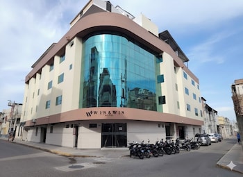 Hotel Win & Win