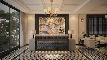 Grand Luxury Hotel,,3 star