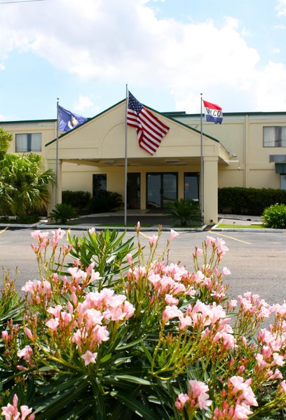 Marina Inn & Suites Chalmette - New Orleans,Louisiana>>Chalmette,2 star