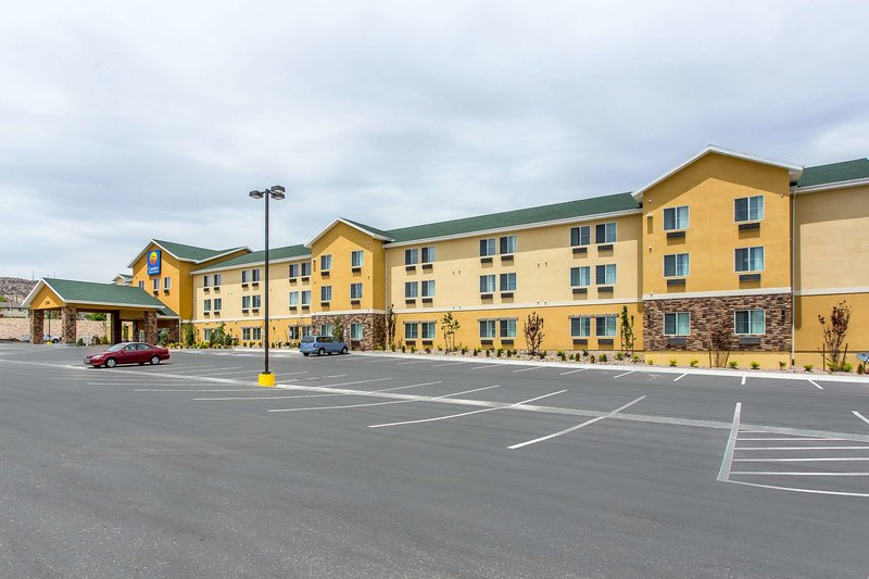 Comfort Inn & Suites Vernal - National Monument Area,In Vernal,2.5 star