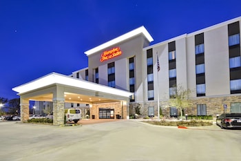 hampton inn and suites dallas plano east