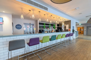 Holiday Inn Express Aberdeen Airport By Ihg,Dyce>>Aberdeen,3 star