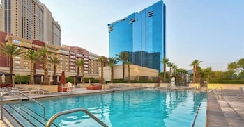 vintage lair at signature