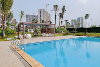strategic and homey studio at apartment sky house bsd