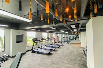 spacious and homey 2br at apartment sky house alam sutera