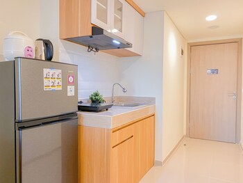 enjoy living 2br at apartment meikarta