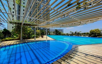 cozy stay studio at apartment springlake summarecon bekasi