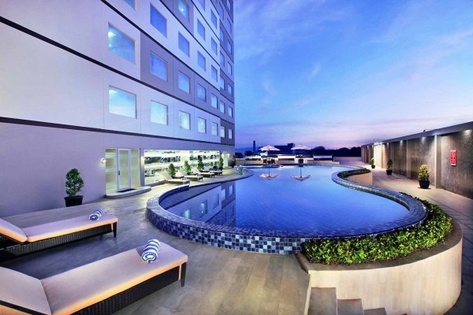 aston kupang hotel and convention center