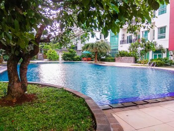 modern 2br with service room apartment woodland park residence
