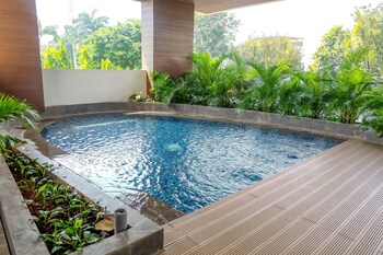 fully furnished 2br at apartment capitol suites