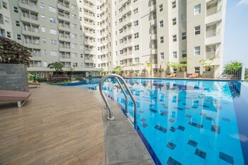 minimalist 2br at apartment parahyangan residence