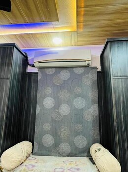 amrit residency