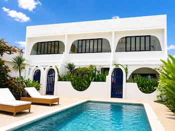 bnaya villa riverside