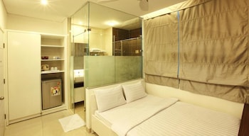 Yellow House Saigon Hotel,Ho Chi Minh City>>District 1,2 star