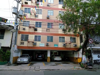circuit suites