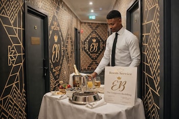 Empress Building,,3 star
