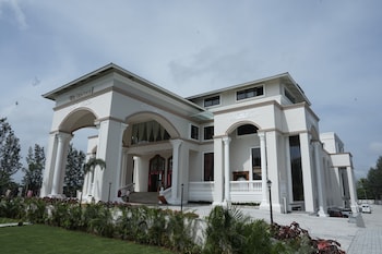 The Heritage Convention Hall And Rooms,,2 star