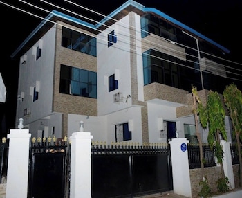 h n o shortlet apartment