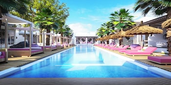 pinkglamour gili air