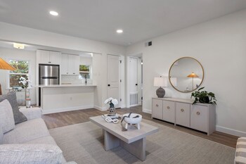Porter Condos,,3 star