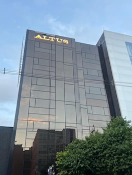 altus hotel