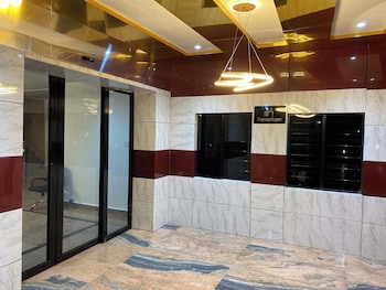 zustel hotel